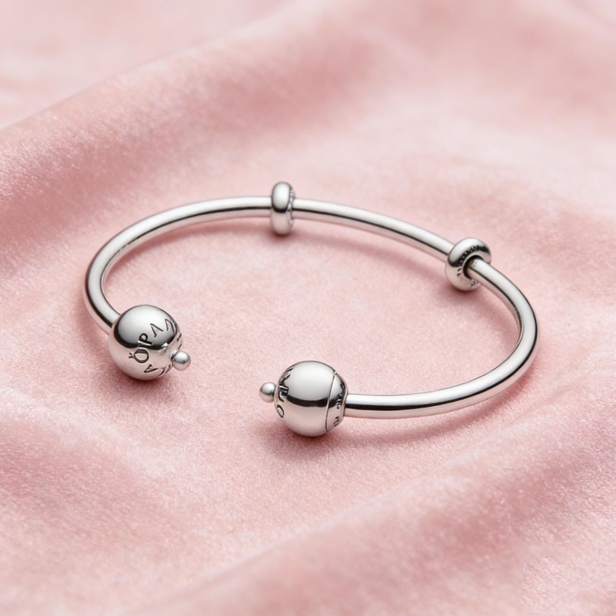 Pandora open bangle - Etsy 日本