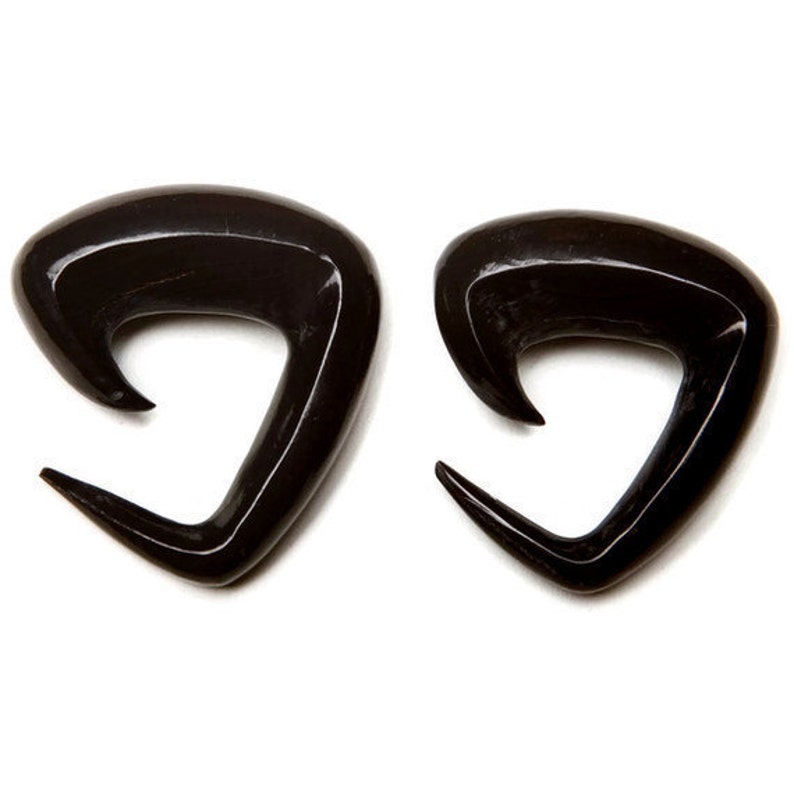 Tri-Spiral Horn Earring 2ga 6mm 00ga 9.5mm image 1
