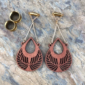 Last Cut Wood Gauged Magnetic Clasp Earrings - 2g - 1&quot;