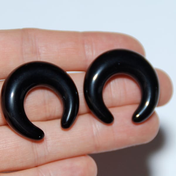 Classic Black Obsidian Pinchers 6g (4mm), 2ga (6mm), 0ga (8mm), 00ga (9.5mm)