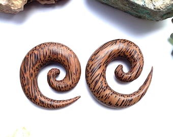 Coconut Wood Spirals (Large Diameter) 00ga (9.5mm),  9/16" (14mm), 3/4" (19mm)