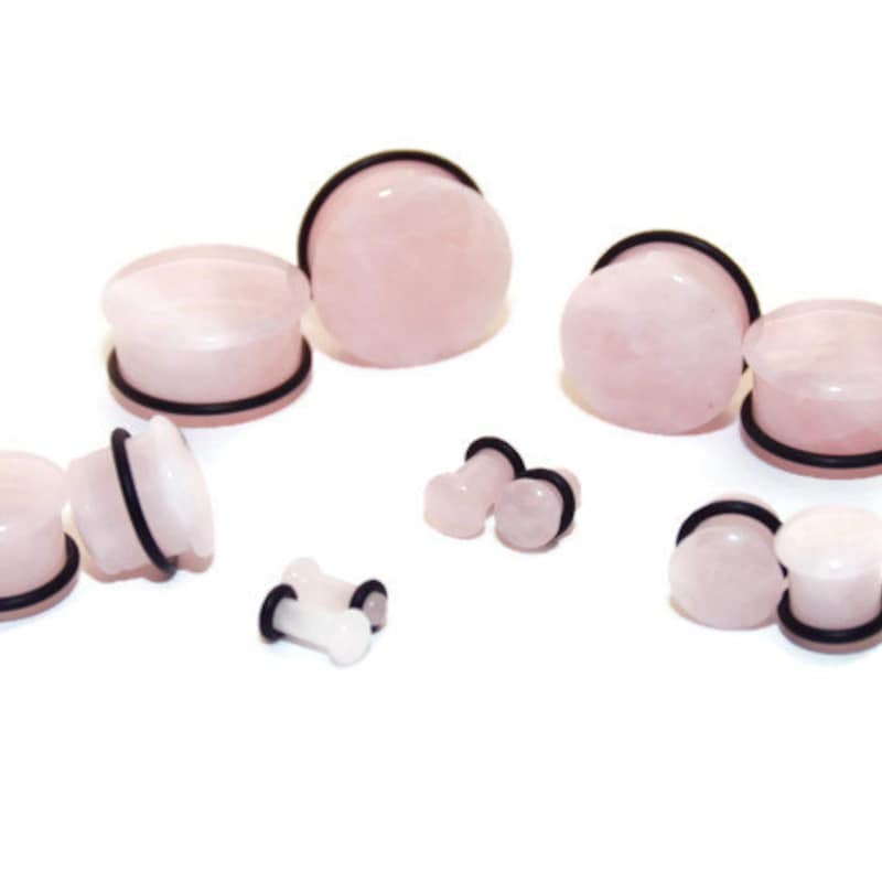 Rose Quartz Single Flare Stone Plugs (6 gauge - 5/8 inch) main image 0
