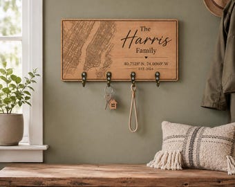 Personalized Family Map Key Holder, Custom Coordinates Wooden Key Rack, Personalized Family Name Wall Organizer, Housewarming Gift