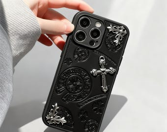 Funda para iPhone con cruz gótica: carcasa punk de cuero 3D hecha a mano