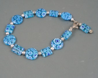 Blue Glass Bead Bracelet 7 Inches