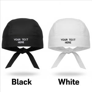 Puede incluir: Bandanas negras y blancas con cierre de lazo. Cada una tiene el texto "YOUR TEXT HERE" impreso. La palabra "Black" est&aacute; debajo de la bandana negra, y "White" debajo de la blanca.