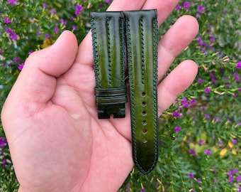Pulseira de relógio em couro bovino verde de 20 mm com fivela, pino de mola de liberação rápida, feita à mão sob encomenda.