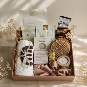 Self-Care Pamper Hamper|Birthday Relaxation Gift Box, Bath Soak, Face Mask, Body Brush, Soap