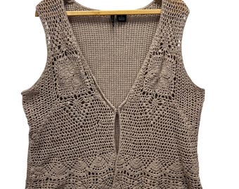 Chaleco de punto de ganchillo para mujer New Directions, talla 1X, color beige, con borde festoneado, estilo boho, vintage.