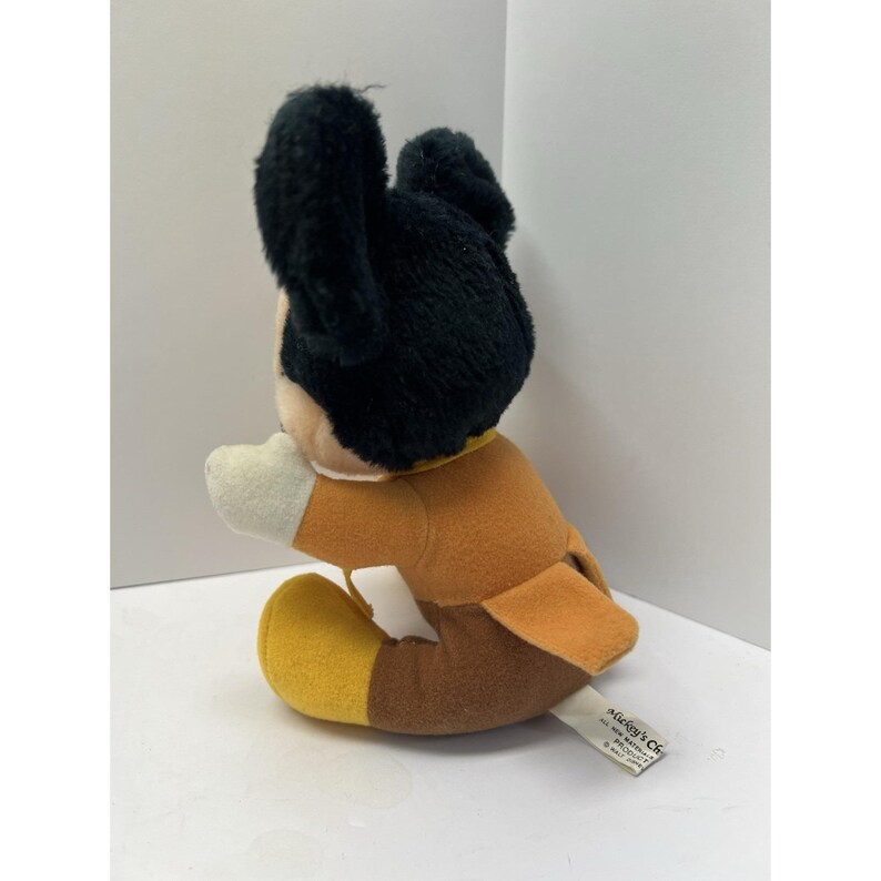 Peluche de Mickey Mouse de 7" de Disney Mickey's Christmas Carol, vintage de los años 80 imagen 6