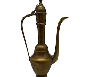 VTG Etched Brass Dallah 10" Aftaba Ewer Coffee Pot Pitcher Hinged Lid HomeDecor