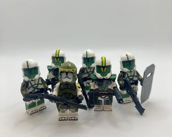 Star Wars Doom Unit Squad – Custom Green Clone Troopers & Commander Minifigs