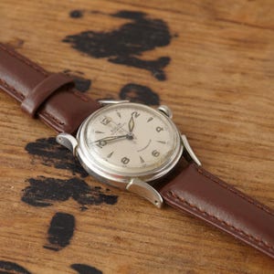 Vintage Elgin Selfwinding Wristwatch: 17 Jewel Shockmaster, Circa 1952