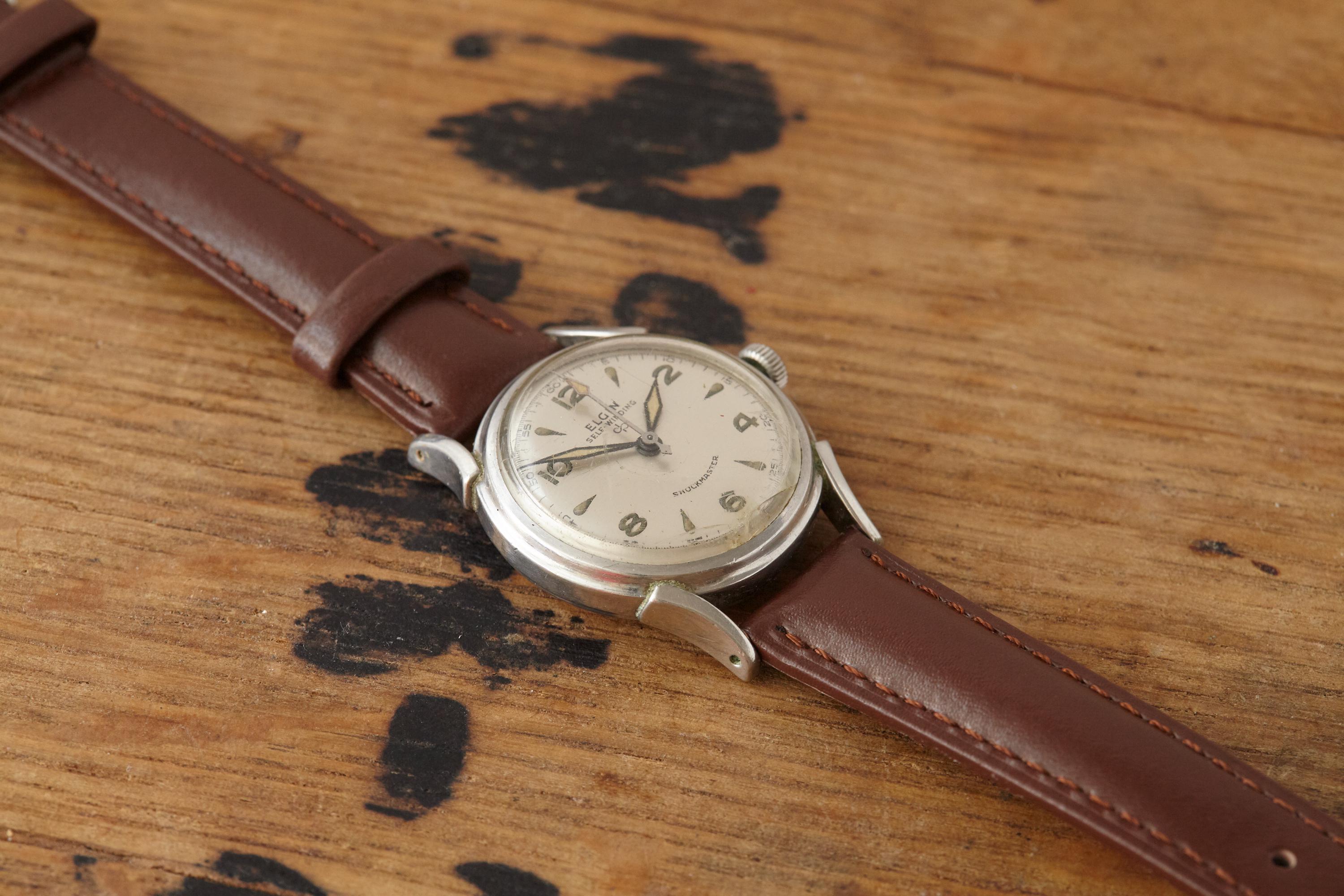 ELGIN SHOCK MASTER スモセコ メンズ ヴィンテージ 手巻き Elgin DeLuxe Shockmaster Two-Tone Military Style Dial