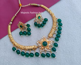 Ensemble collier ras de cou et boucles d'oreilles Kundan plaqué or Bijoux indiens