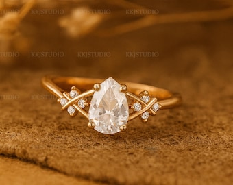 Anillo de compromiso de moissanita talla pera, anillo de moissanita con diseño de vid, anillo de moissanita talla pera inspirado en la naturaleza, anillo de promesa de oro con diseño de hoja vintage