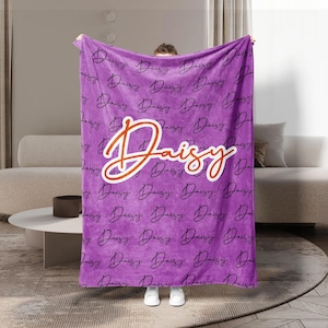 Custom Name Blanket – Personalized Flannel Throw with 20 Background Colors and 8 Font Options, Soft, Cozy, Perfect Gift for Any Occasion