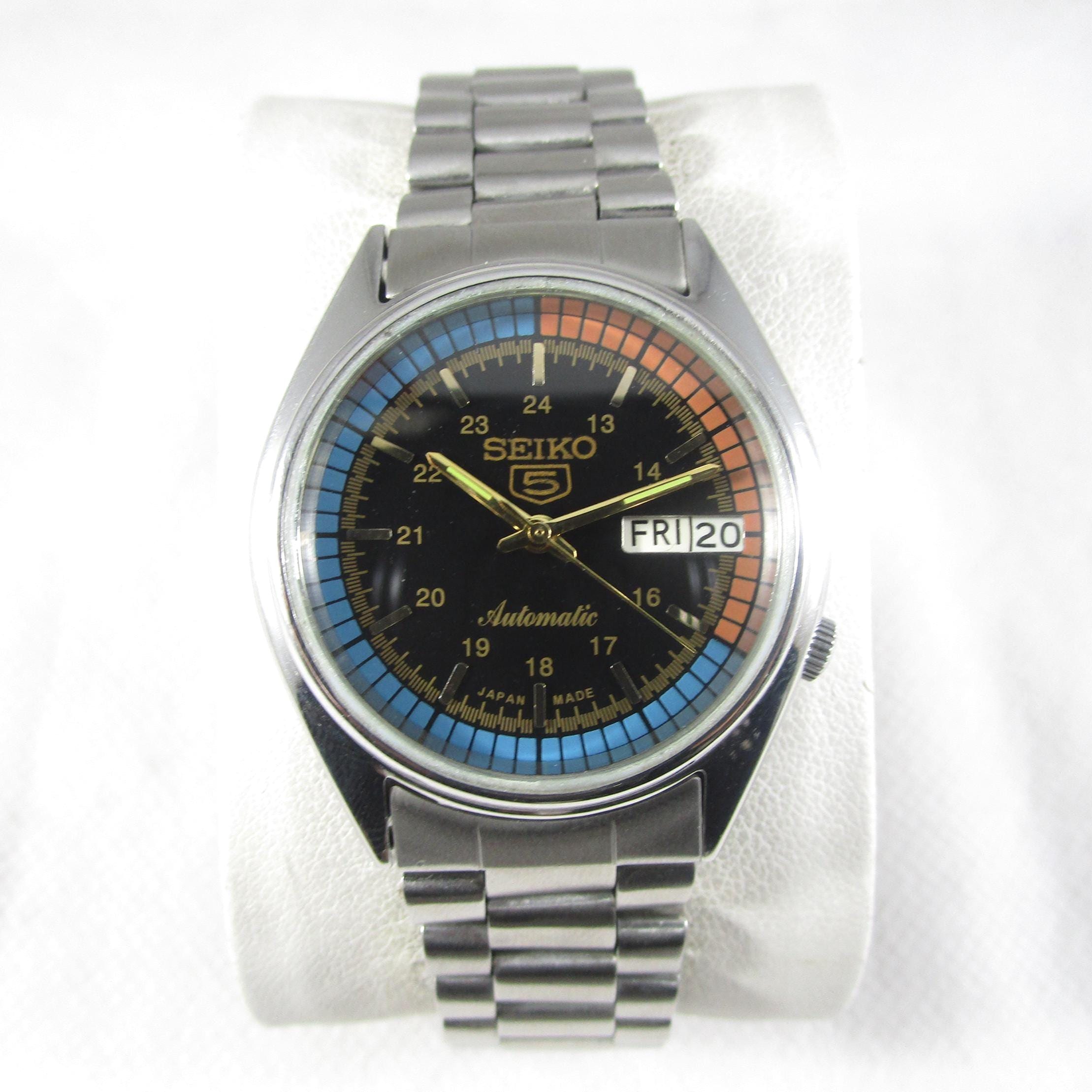 Seiko♡ Original VINTAGE SEIKO 5 Day-date Automatic Japan Made Wrist