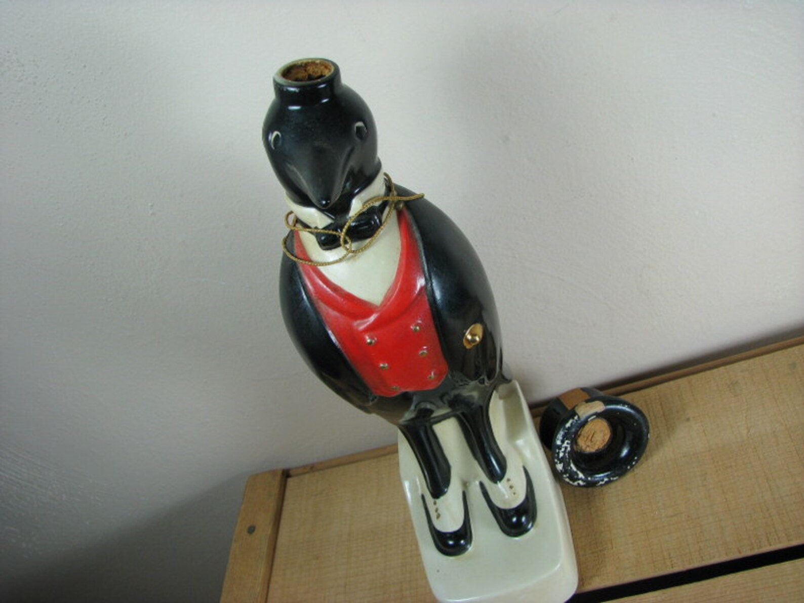 Old Crow Bird Whiskey Bottle Decanter Black Top Hat Vintage Etsy
