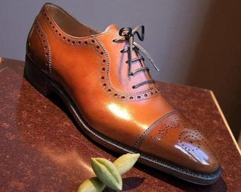 Handgefertigte zweifarbige Leder Oxford Schuhe: Tan & Braun Cap Toe