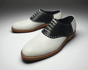 Handmade Men Oxford Two tone White And Black Leather Lace Up Formal shoe.