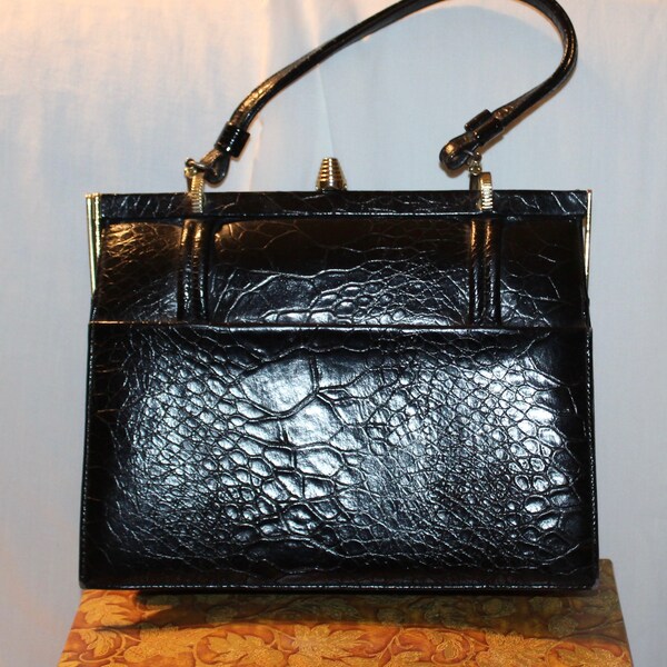 Vintage 40s 50s handbag faux crocodile or alligator black vinyl snap top bag with top handle gold tone frame art deco black purse vegan bag