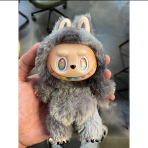 Handgemaakte Labubu-pop Custom Labubu V3 Monster Hot Selling Secret Labubu (naaiwerk gemaakt)