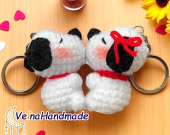 Urocze szydełkowe breloki dla par, pasujące breloki, uroczy piesek amigurumi, ozdoba do torby z białym szczeniakiem, pluszowe zawieszki ze zwierzętami, ręcznie robiony prezent