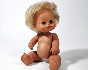 FURGA © Muñeca bebé vintage rara con ojos abiertos y cerrados. Años 80. Hecha en Italia.