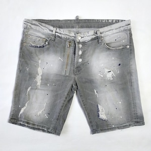 DSQUARED2 © Washed Denim Short Jeans. W56 | L34. Made in Italy
