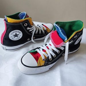 CONVERSE © Chuck Taylor * All Star Unisex Multicolor High Top Sneakers