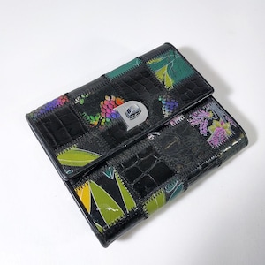 CHRISTIAN DIOR © Authentic Vintage Leather Kiss Lock Wallet. France