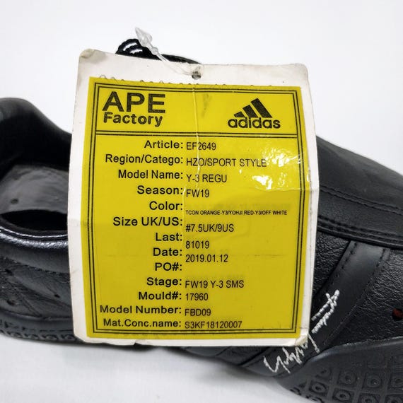 Yohji Yamamoto X Adidas. Mod. Y-3 Regu. Vintage Genuine Leather