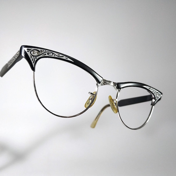 AMERICAN OPTICAL © 1/10 12K Gold Filed Eyewear. 1950s. Made  display picture 2