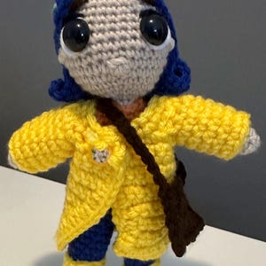 Häkelpuppe Coraline Häkelpuppe