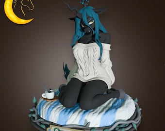 Cozy Bug Queen Figurine | Dark Fantasy Insect Empress | 3D Printed Fan Art Collectible