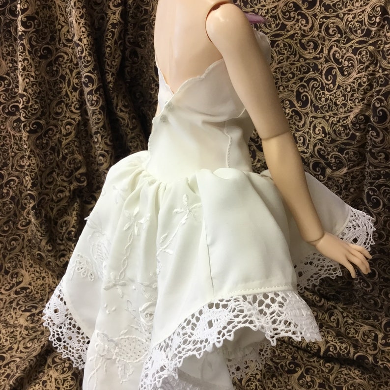 BJD clothes white silk embroidered dress with stockings image 4