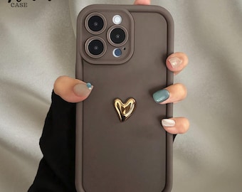 Capa de celular luxuosa com coração dourado em 3D, capa fosca macia à prova de choque, capa minimalista elegante na cor marrom, presente para ela.
