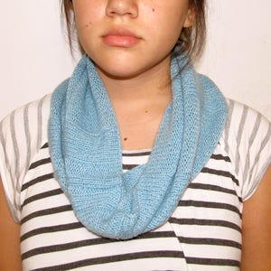 100% cashmere greenish blue handknit cowl