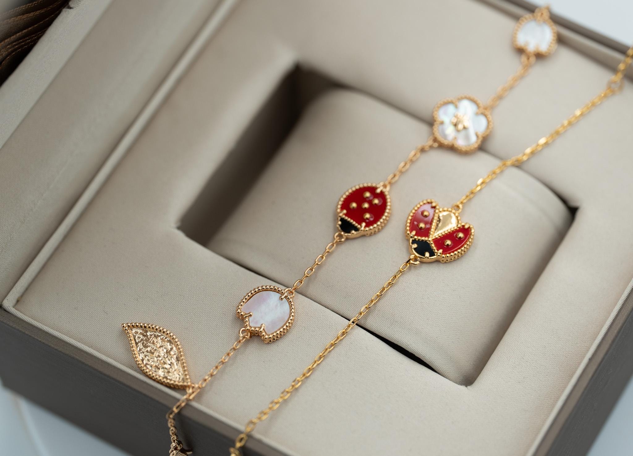 ジュエリー - ビンテージ - Etsy 日本