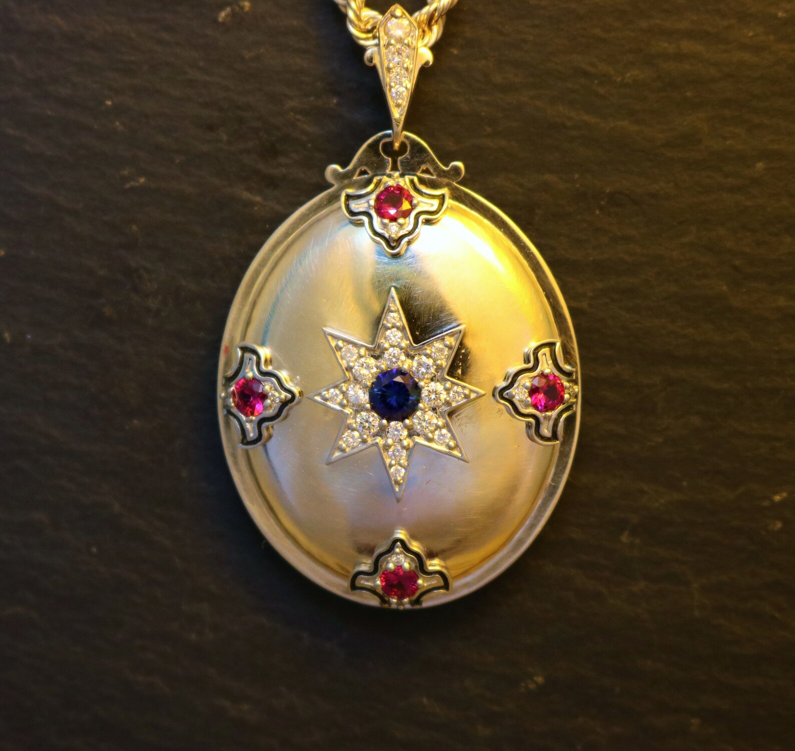 Gold locket with ruby Clearance