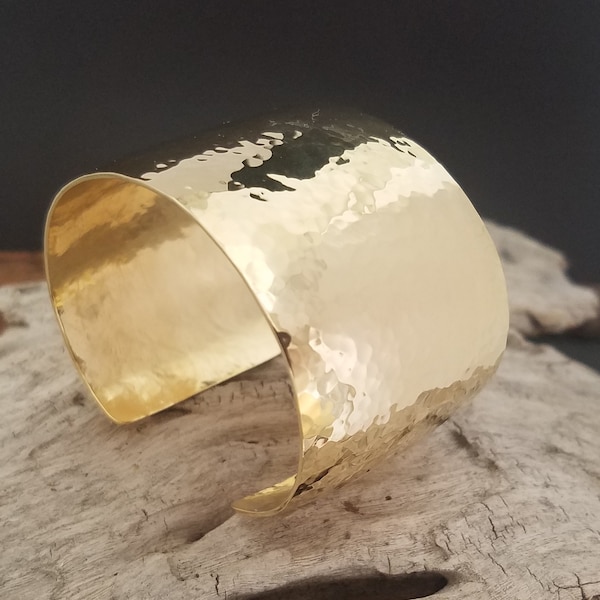 Hammered 18k Yellow Gold Cuff Bracelet, Handmade Yellow Gold Bracelet, Wide Cuff, Solid 18k Yellow Gold Cuff Bracelet, Made to order