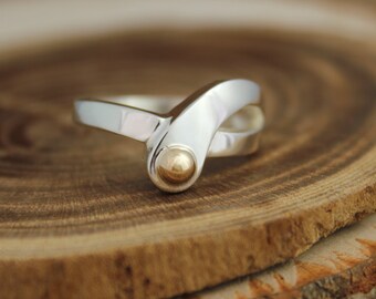 Sterling Silver and 14k Gold Comet Ring, Sterling Silver Ring with Gold Button, 14k Yellow Gold, Mixed Metals, Comet, Ready to Ship Size 7