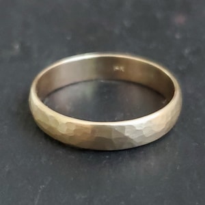 Hammered Yellow Gold Band 4mm wide, Wedding Band, Hammered Band, Brushed Gold, Matte Gold,Simple Band, Custom Personalized Made to order