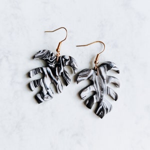 Monstera Marble Leaf Earrings in Black And White/ Polymer Clay Dangle Earrings, Statement Earrings, Monstera Plant Earrings