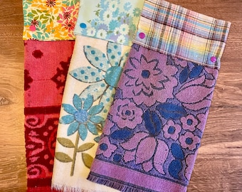 Upcycled Vintage Kitchen Towel With Snap Closures, Oven Door Hanging Towel