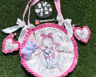 Marie Cat - XL Jumbo Character Embroidered Ruffle Tote bag