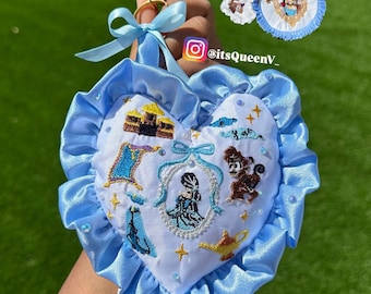 Princess Jasmine - Character Embroidered Rhinestone Keychain