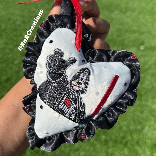 Goofy STAR WARS - Character Embroidered Rhinestone Keychain