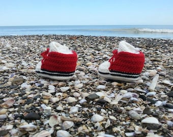 Red and white Crochet baby sneakers, Converse crochet baby shoes, Inspired Converse style baby booties, Crochet sneakers